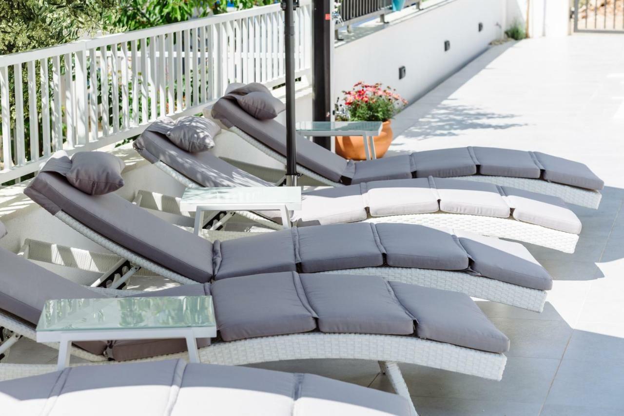 Apartments Villa Dalmatia Trogir Ngoại thất bức ảnh