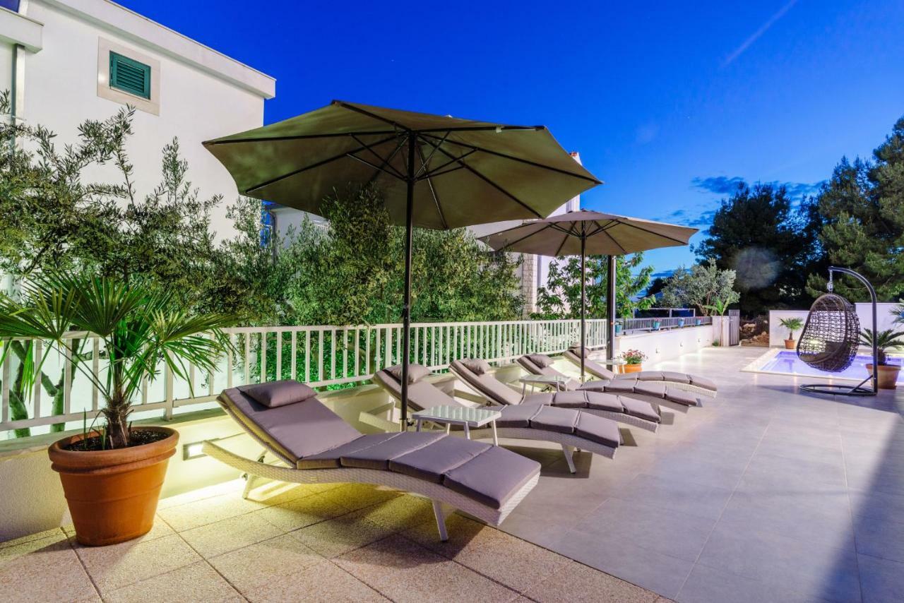 Apartments Villa Dalmatia Trogir Ngoại thất bức ảnh